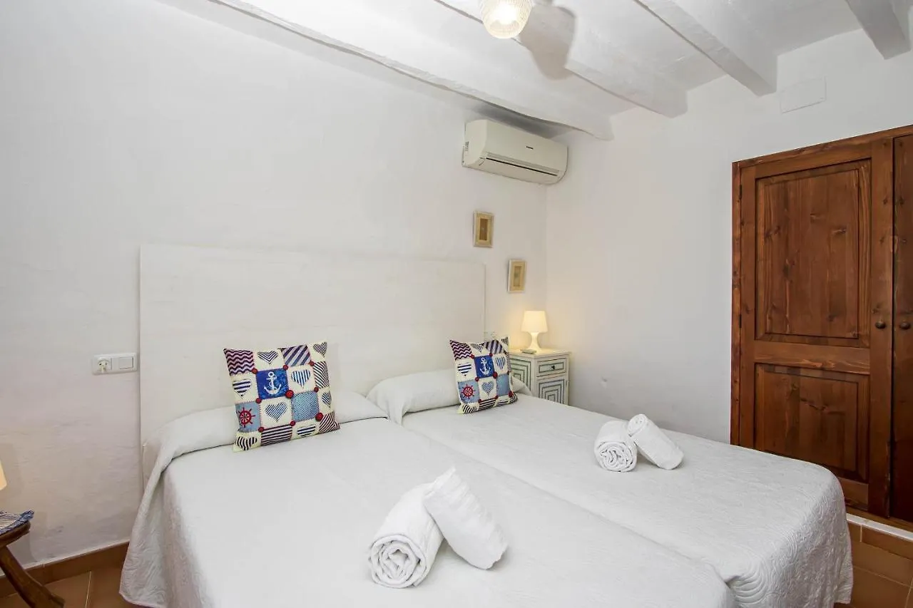 Vila Panada Pollença 0*,